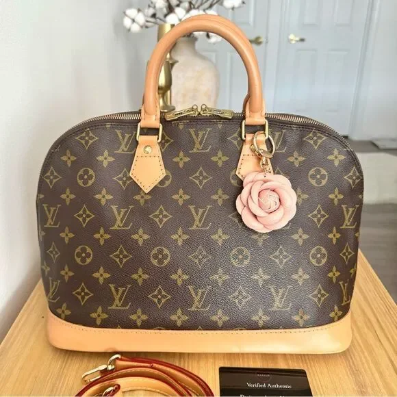 ✅AUTHENTIC✅LOUIS VUITTON ALMA PM - Picture 4 of 16